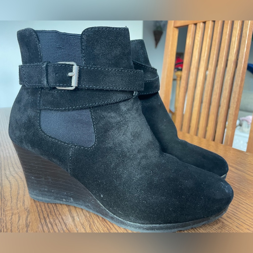 Ralph Lauren suede boots